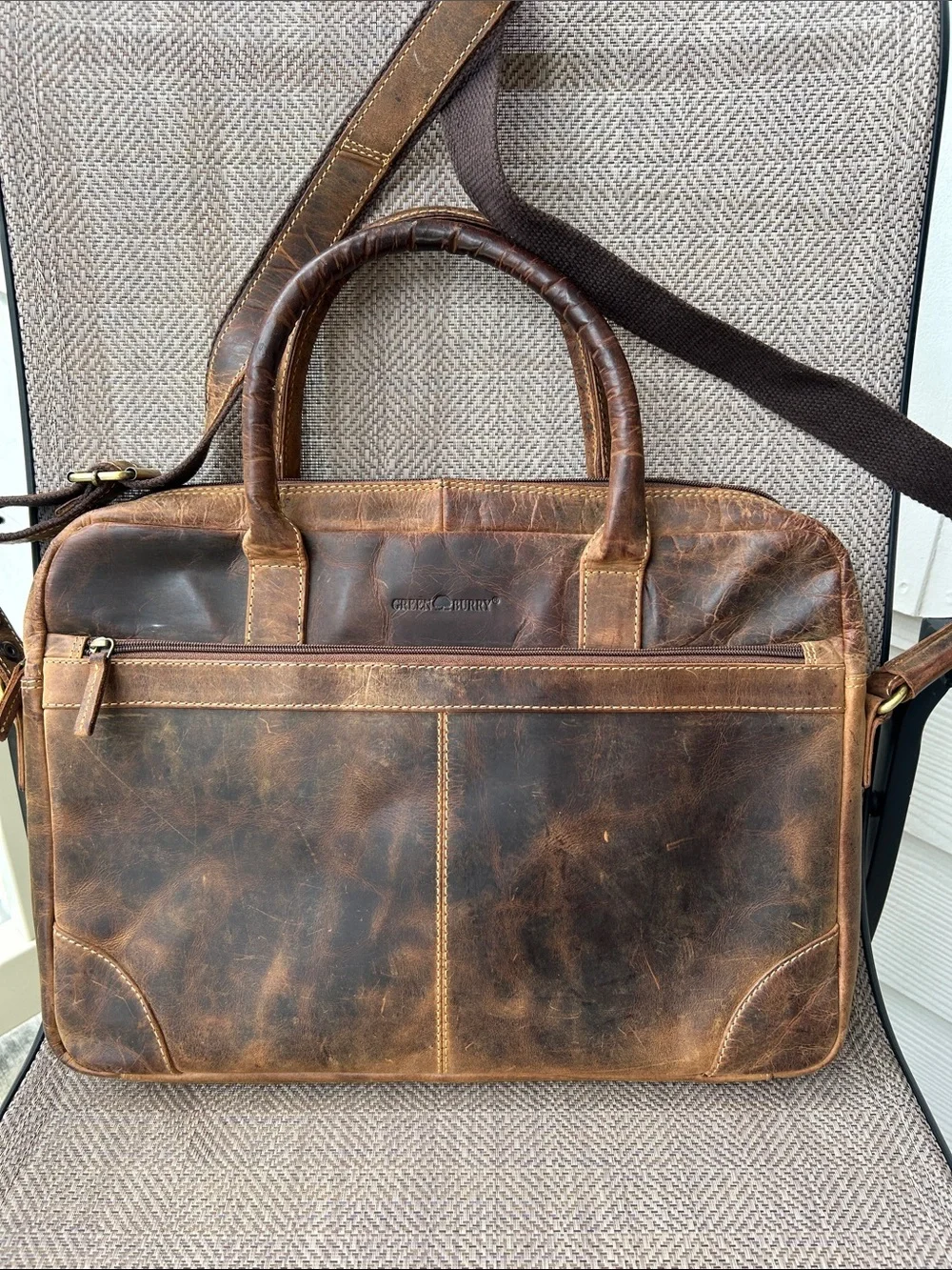 Greenburry distressed Leather Briefcase Messenger Bag in Brown
